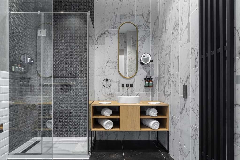 The Basilian Minsk, Curio Collection By Hilton Hotel Kültér fotó