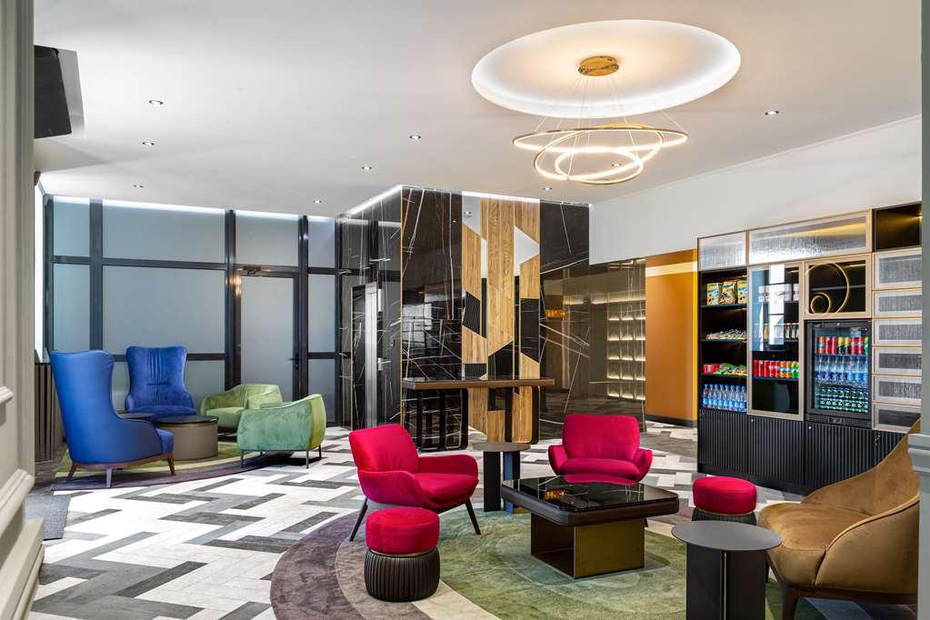 The Basilian Minsk, Curio Collection By Hilton Hotel Beltér fotó
