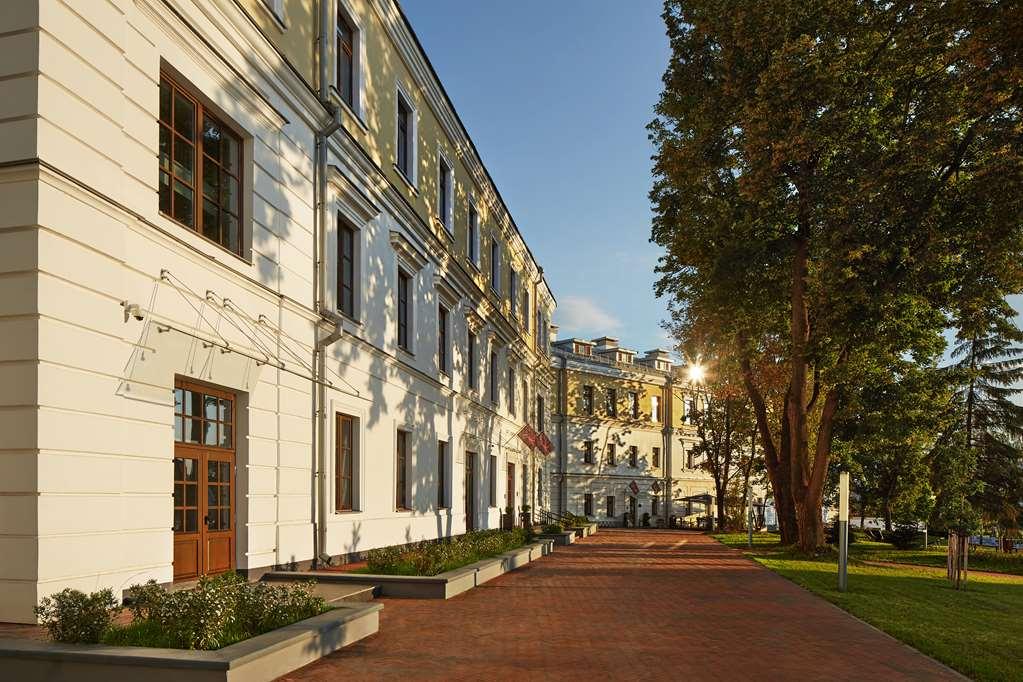 The Basilian Minsk, Curio Collection By Hilton Hotel Kültér fotó
